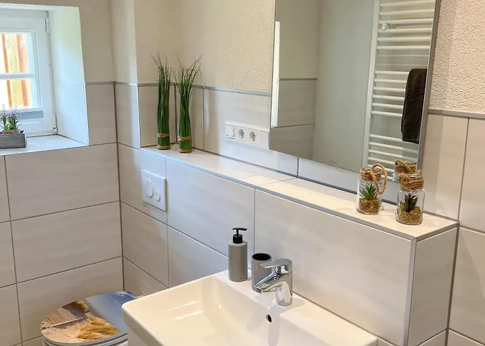 Lejlighed Friesenhaus Fuer 6 Gaeste Mit Grossem Garten