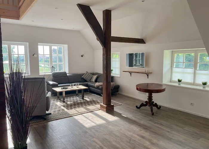 Lejlighed Friesenhaus Fuer 6 Gaeste Mit Grossem Garten